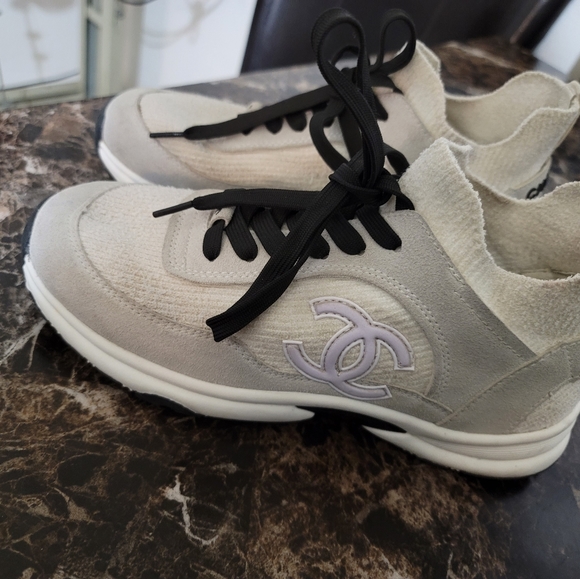 CHANEL TENNIS SHOES - Picture 1 of 3